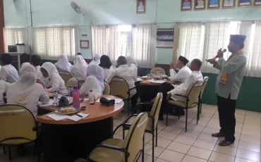 Photo Rapat Kerja SMK Negeri 52 Jakarta 19 whatsapp_image_2018_04_27_at_08_19_00